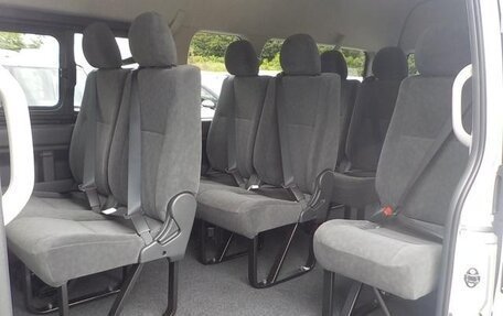 Toyota HiAce H200, 2025 год, 4 800 000 рублей, 15 фотография