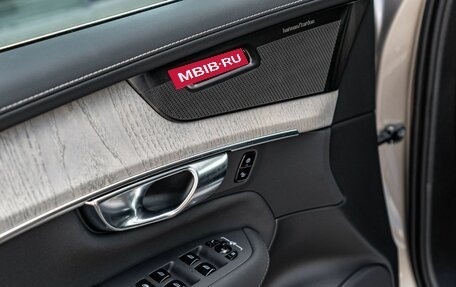 Volvo XC90 II рестайлинг, 2025 год, 13 000 000 рублей, 10 фотография