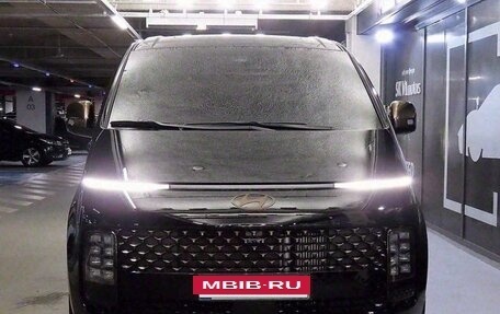 Hyundai Staria, 2025 год, 3 779 000 рублей, 2 фотография