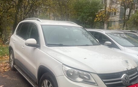 Volkswagen Tiguan I, 2011 год, 850 000 рублей, 2 фотография