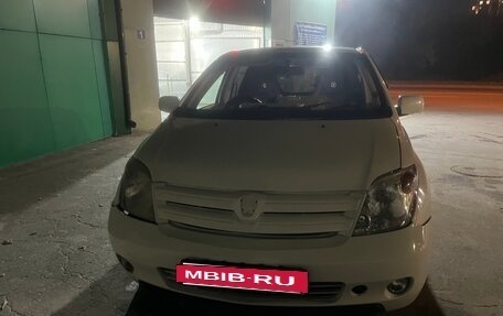 Toyota Ist II, 2004 год, 480 000 рублей, 2 фотография