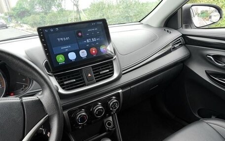 Toyota Yaris XP150 рестайлинг, 2021 год, 1 380 000 рублей, 19 фотография