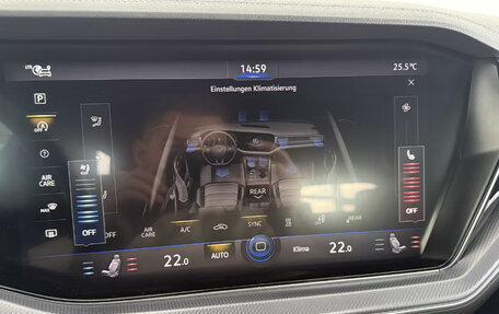 Volkswagen Touareg III, 2022 год, 7 700 000 рублей, 8 фотография