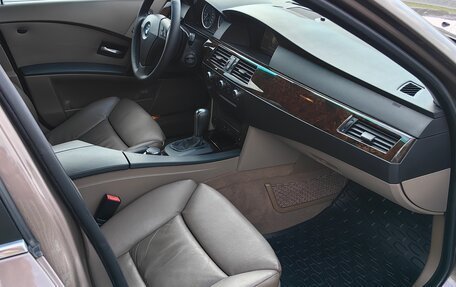 BMW 5 серия, 2006 год, 2 990 000 рублей, 19 фотография