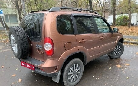 Chevrolet Niva I рестайлинг, 2018 год, 810 000 рублей, 3 фотография