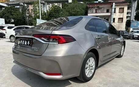 Toyota Corolla, 2022 год, 1 200 000 рублей, 4 фотография