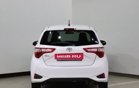 Toyota Vitz, 2019 год, 880 000 рублей, 6 фотография