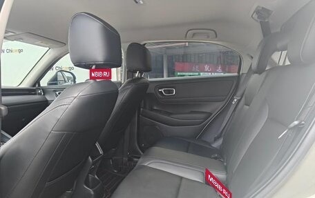 Honda Vezel, 2025 год, 1 830 000 рублей, 9 фотография