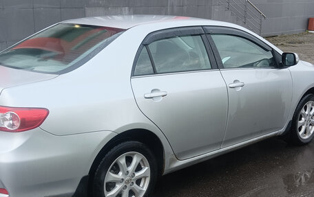 Toyota Corolla, 2011 год, 850 000 рублей, 5 фотография