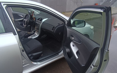 Toyota Corolla, 2011 год, 850 000 рублей, 9 фотография