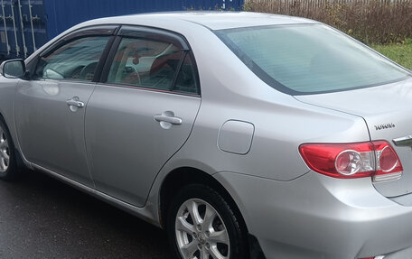 Toyota Corolla, 2011 год, 850 000 рублей, 3 фотография