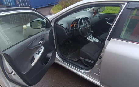 Toyota Corolla, 2011 год, 850 000 рублей, 6 фотография