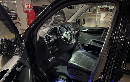 Volkswagen Multivan T6 рестайлинг, 2019 год, 4 200 000 рублей, 11 фотография