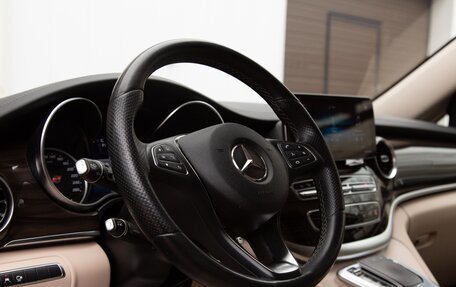 Mercedes-Benz V-Класс, 2020 год, 5 650 000 рублей, 16 фотография