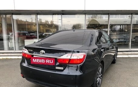 Toyota Camry, 2018 год, 2 125 000 рублей, 9 фотография