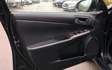 Toyota Camry, 2018 год, 2 125 000 рублей, 16 фотография