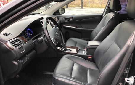 Toyota Camry, 2018 год, 2 125 000 рублей, 15 фотография