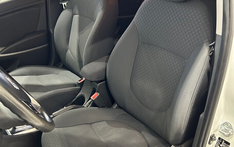 Hyundai Solaris II рестайлинг, 2013 год, 780 000 рублей, 12 фотография