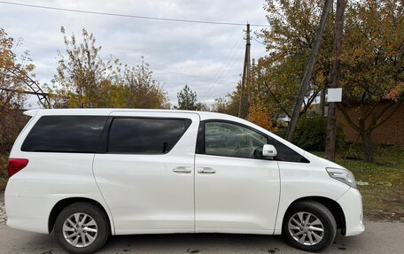 Toyota Alphard III, 2012 год, 2 075 000 рублей, 4 фотография