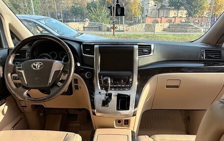 Toyota Alphard III, 2012 год, 2 075 000 рублей, 8 фотография