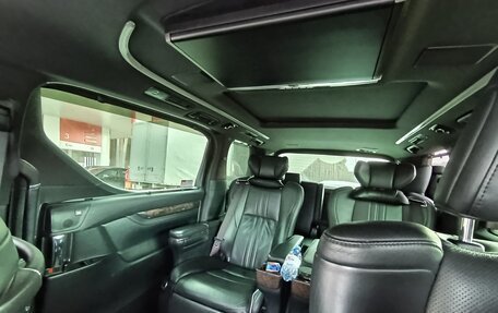 Toyota Alphard III, 2021 год, 5 000 000 рублей, 9 фотография