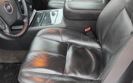 Chevrolet Tahoe III, 2008 год, 1 750 000 рублей, 8 фотография