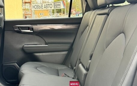 Toyota Highlander, 2025 год, 5 850 000 рублей, 17 фотография