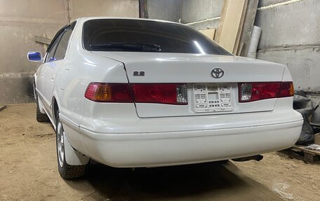 Toyota Camry, 2001 год, 390 000 рублей, 5 фотография