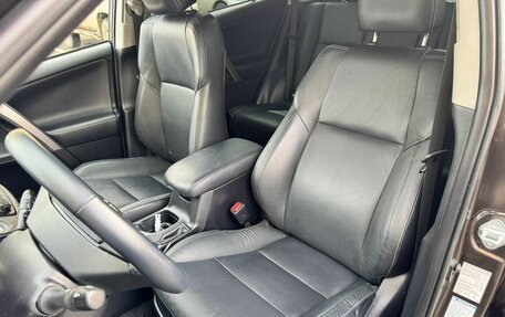 Toyota RAV4, 2018 год, 2 490 000 рублей, 8 фотография