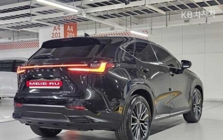 Lexus NX, 2022 год, 4 750 000 рублей, 4 фотография