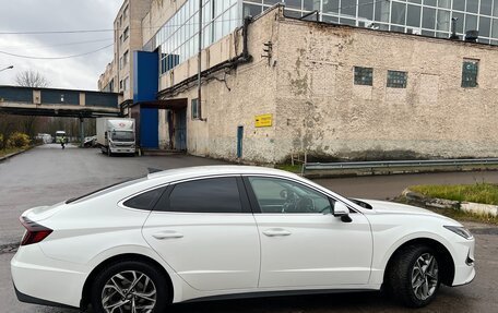 Hyundai Sonata VIII, 2021 год, 2 000 000 рублей, 3 фотография