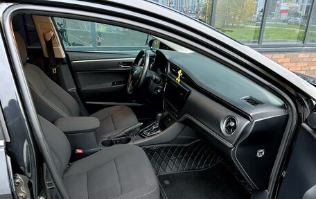 Toyota Corolla, 2018 год, 1 900 000 рублей, 12 фотография