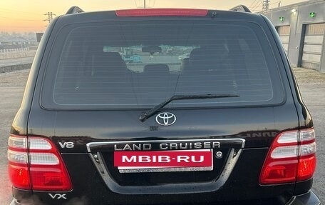 Toyota Land Cruiser 100 рестайлинг 2, 2004 год, 3 290 000 рублей, 5 фотография