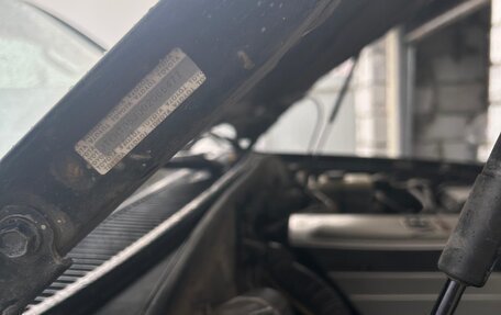 Toyota Land Cruiser 100 рестайлинг 2, 2004 год, 3 290 000 рублей, 20 фотография