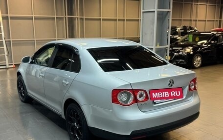 Volkswagen Jetta VI, 2008 год, 647 000 рублей, 6 фотография