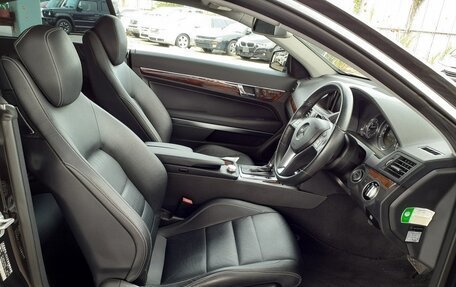 Mercedes-Benz E-Класс, 2011 год, 1 700 000 рублей, 6 фотография