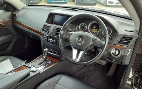 Mercedes-Benz E-Класс, 2011 год, 1 700 000 рублей, 11 фотография