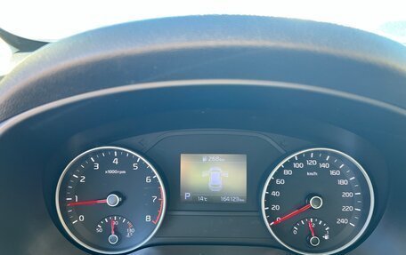 KIA Sportage IV рестайлинг, 2020 год, 2 350 000 рублей, 20 фотография