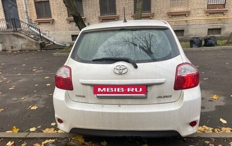Toyota Auris II, 2011 год, 900 000 рублей, 5 фотография
