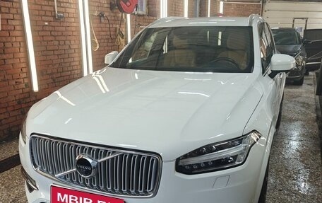 Volvo XC90 II рестайлинг, 2017 год, 3 750 000 рублей, 1 фотография