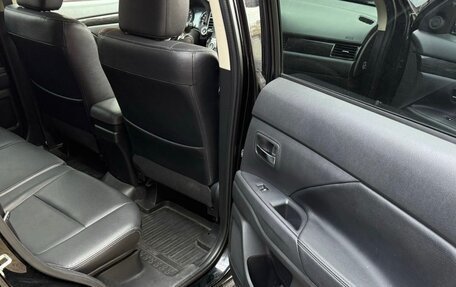 Mitsubishi Outlander III рестайлинг 3, 2015 год, 1 750 000 рублей, 20 фотография