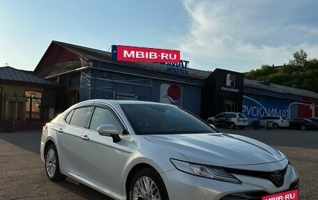 Toyota Camry, 2020 год, 2 750 000 рублей, 3 фотография