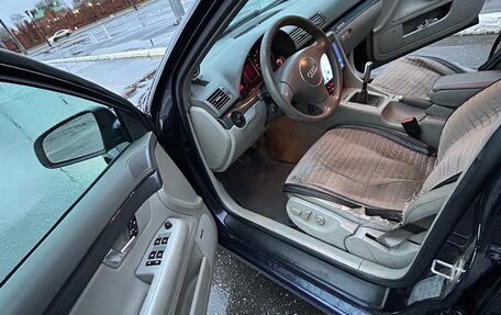 Audi A4, 2003 год, 599 000 рублей, 13 фотография