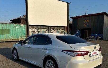 Toyota Camry, 2020 год, 2 750 000 рублей, 6 фотография