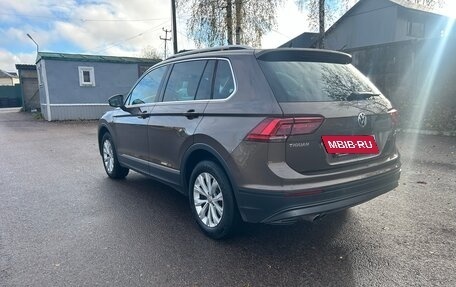 Volkswagen Tiguan II, 2018 год, 2 300 000 рублей, 5 фотография