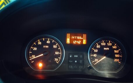 Renault Logan I, 2010 год, 390 000 рублей, 3 фотография