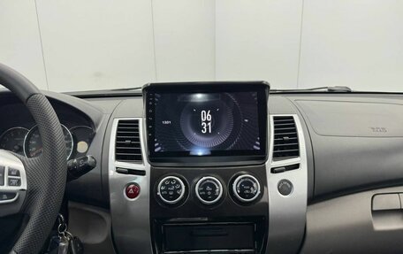 Mitsubishi Pajero Sport II рестайлинг, 2012 год, 1 750 000 рублей, 15 фотография