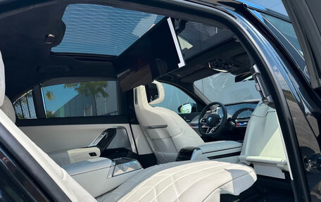 BMW 7 серия, 2025 год, 9 950 000 рублей, 10 фотография