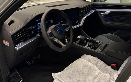 Volkswagen Touareg III, 2025 год, 12 000 000 рублей, 17 фотография