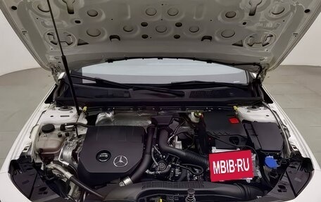 Mercedes-Benz A-Класс, 2022 год, 2 390 000 рублей, 10 фотография